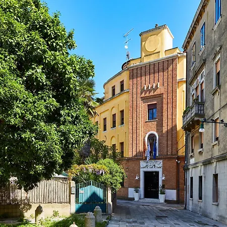 Hotel Indigo - Sant'elena By Ihg Venecia