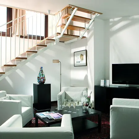 Otel Indigo - Sant'elena By Ihg