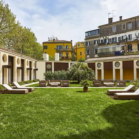 Szálloda Indigo - Sant'elena By Ihg